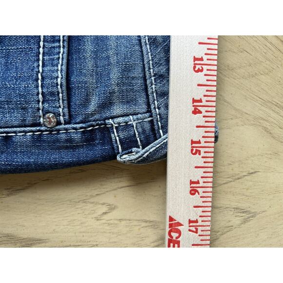 True Religion Distressed Jeans Sz 26 Bling Pockets Cowgirl Western Rodeo Y2K - Picture 11 of 14